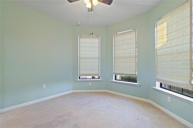 Building Photo - 1530 Hyssop Loop