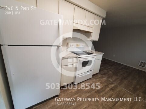 Building Photo - 240 N 2nd St