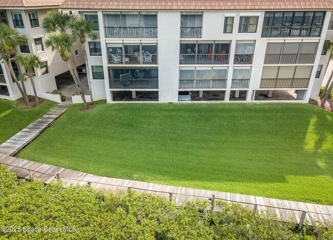 Building Photo - 18 Marina Isles Blvd