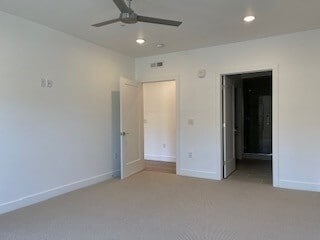 Building Photo - 2240 E Laney Ave
