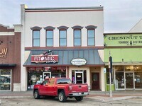 Building Photo - 105 W Hickory St