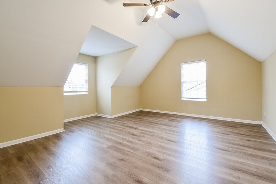 Building Photo - 252 Prescott Ct