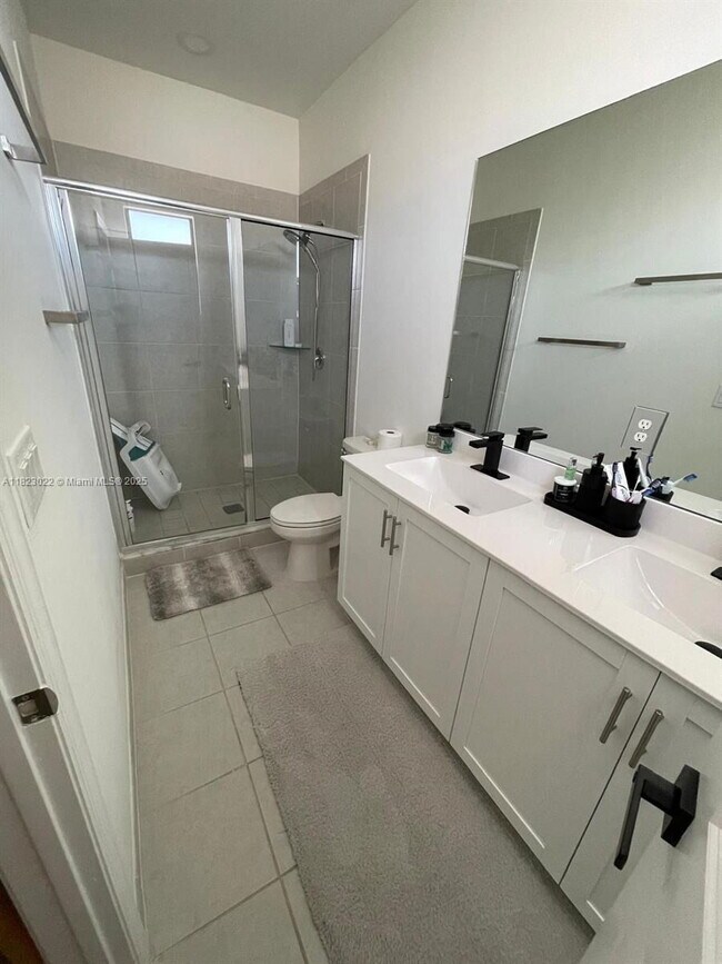 Building Photo - 25417 SW 108th Ct