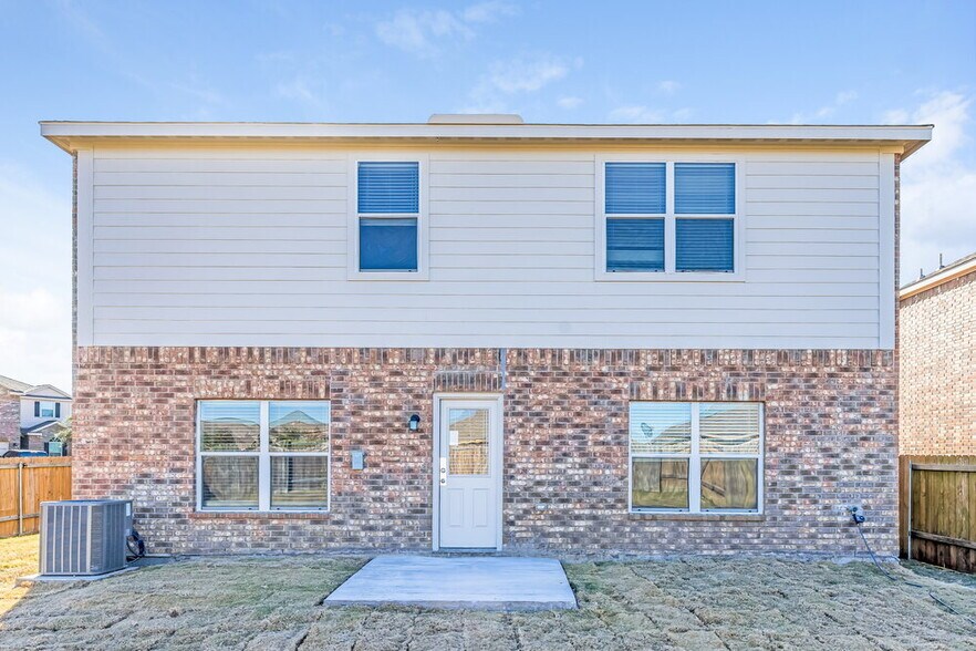 Building Photo - 217 Mill Rd