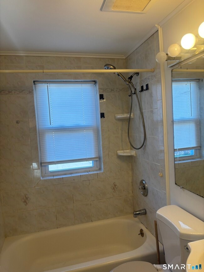 Building Photo - 163 Louisiana Ave