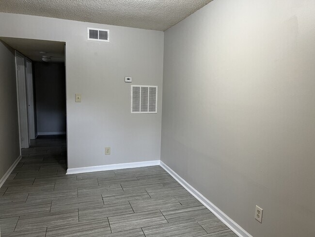 Building Photo - 4260 US-90