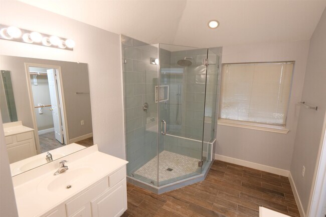 Building Photo - 24402 Pepperrell Pl St