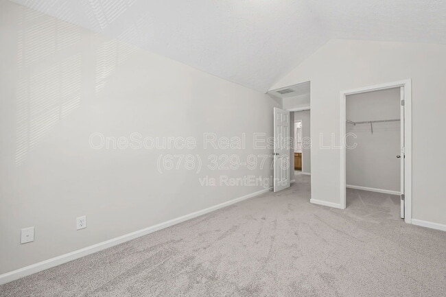 Building Photo - 2733 Vining Ridge Terrace