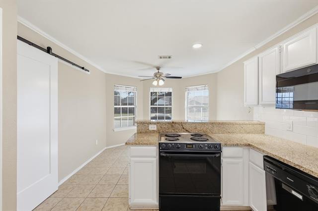 Building Photo - 7733 Liz Ln