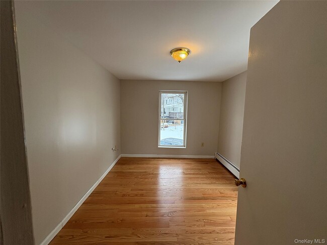 Building Photo - 56 Wisner Ave