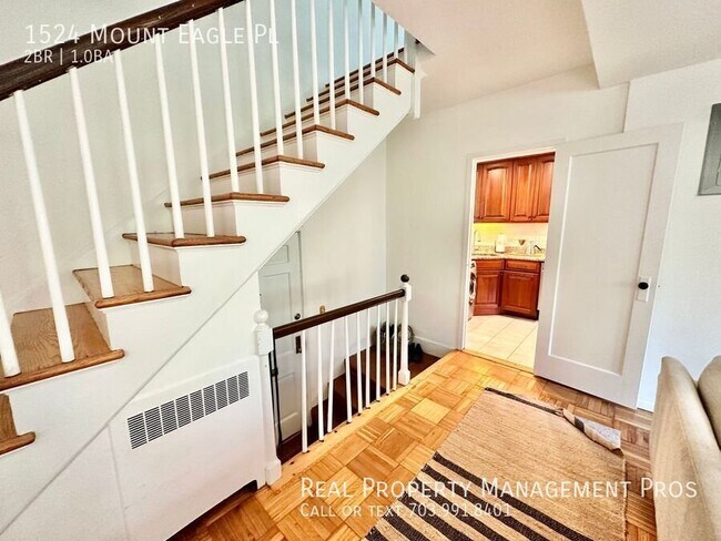 Building Photo - 1524 Mt Eagle Pl