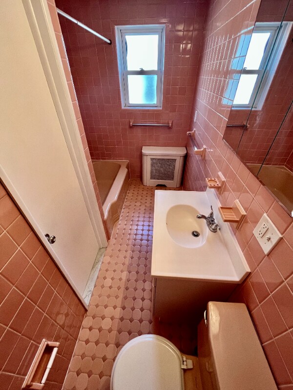 Building Photo - 1809 S 13th St