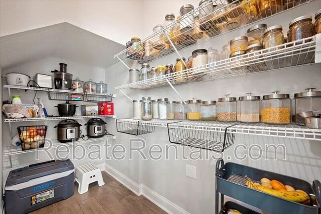 Building Photo - 3954 Coastal Cove Cir