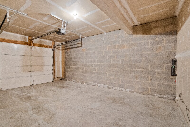 Building Photo - 8177 Millwright Ln