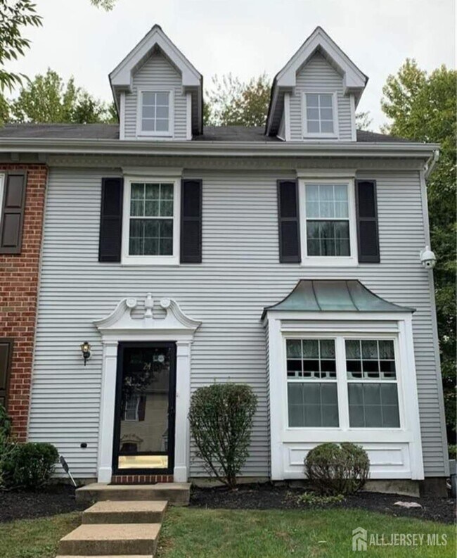 Building Photo - 24 Albury Way