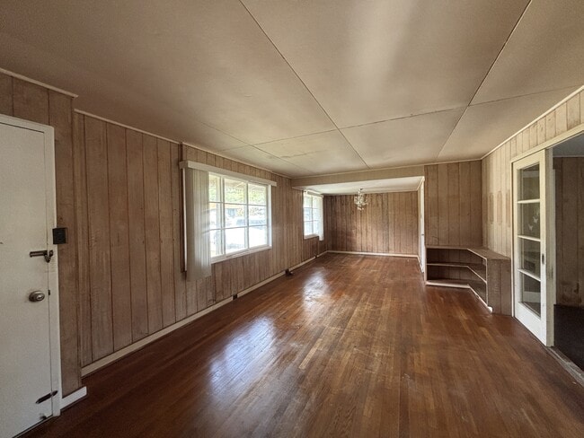 Building Photo - 5265 Manauwea St