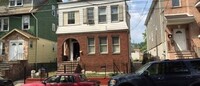 Building Photo - 133 Isabella Ave