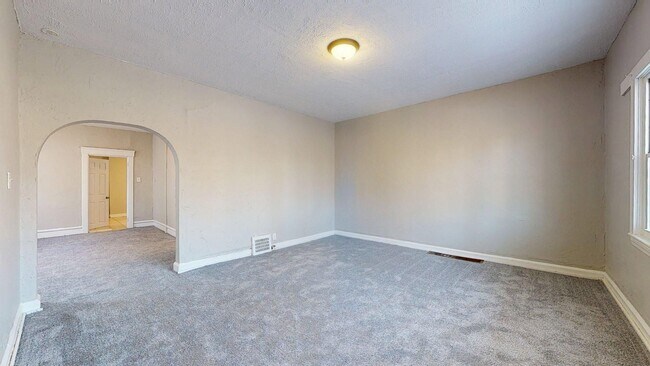 Building Photo - 3523 Walton Ave