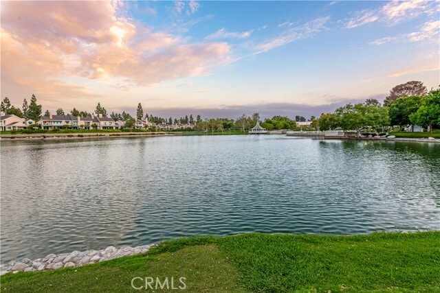 Building Photo - 52 Ashwood