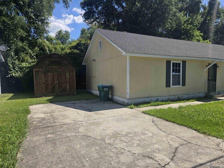 Building Photo - 1152 Freeman Ln