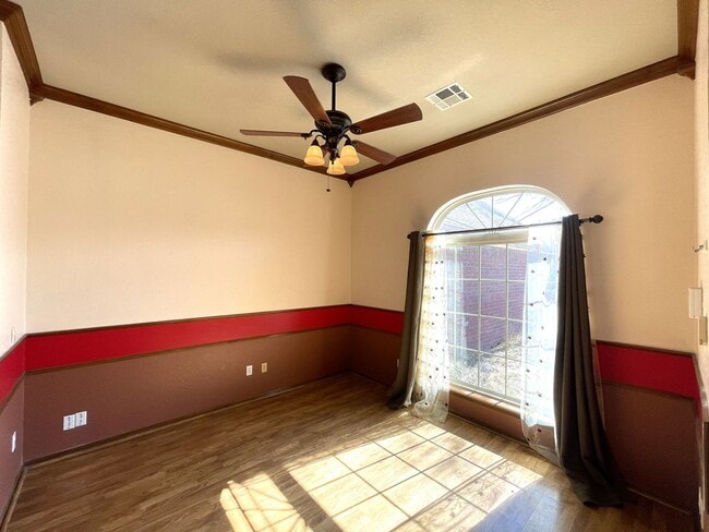 Building Photo - 12409 Hastings Rd