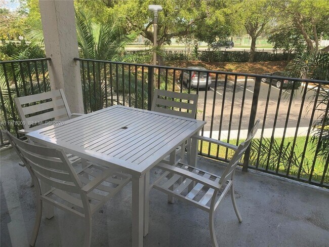 Building Photo - 10131 W Sunrise Blvd