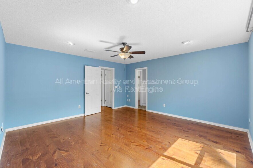 Building Photo - 101 Hands Cove Ln