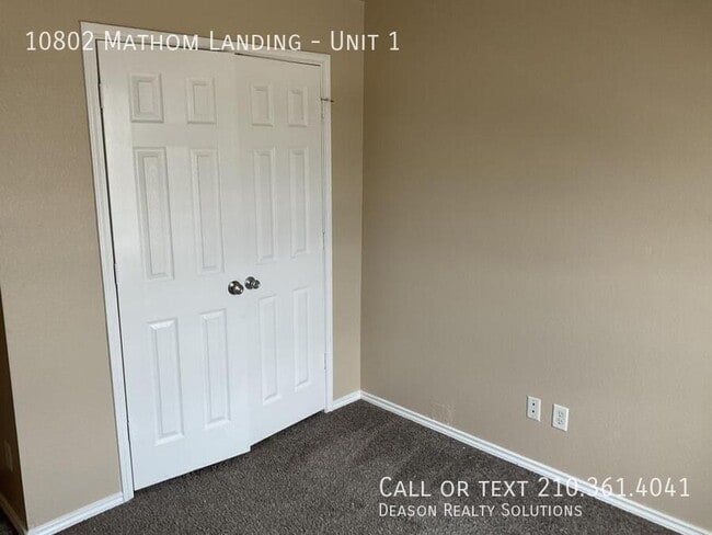 Building Photo - 10802 Mathom Landing