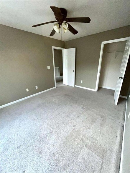 Building Photo - 1008 Prestwyck Ct