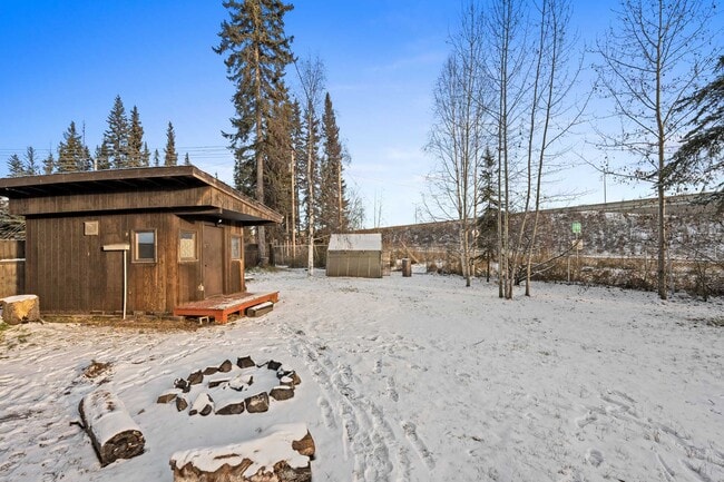 Building Photo - 17 Anna Ave