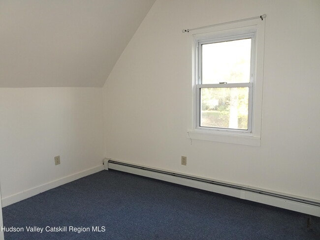 Building Photo - 5 Old Ln