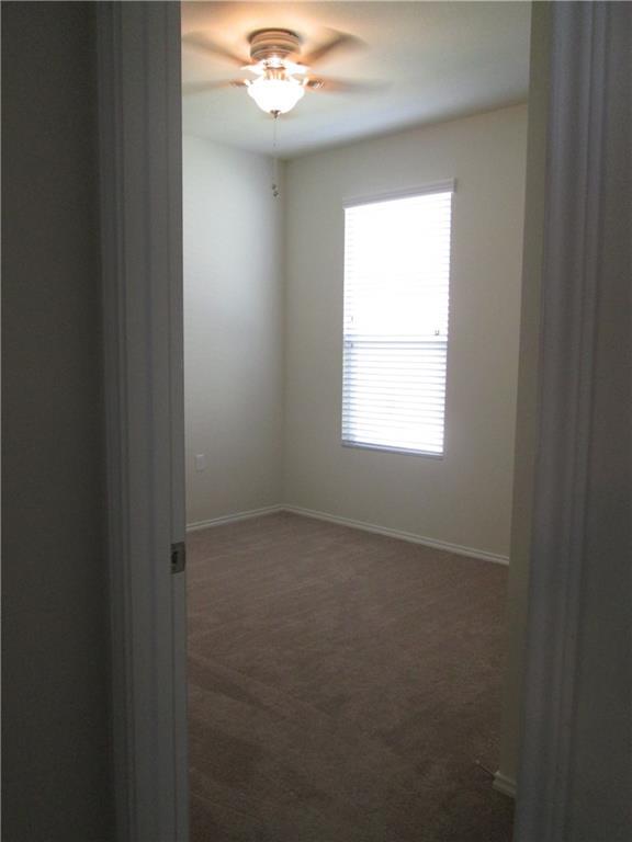 Building Photo - 5801 Knoll Pines Pass