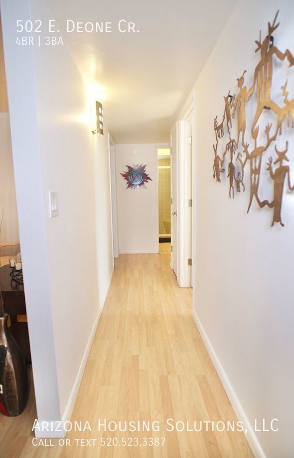 Building Photo - 502 E Deone Ln