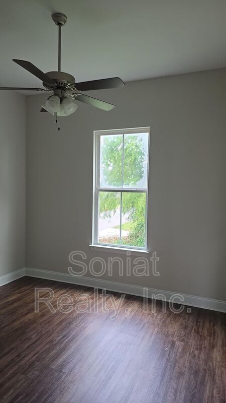 Building Photo - 8900 Forshey St