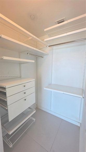 Building Photo - 501 NE 31st St