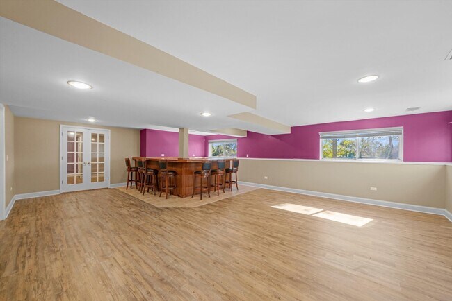 Building Photo - 3251 Thunderbird Ct E