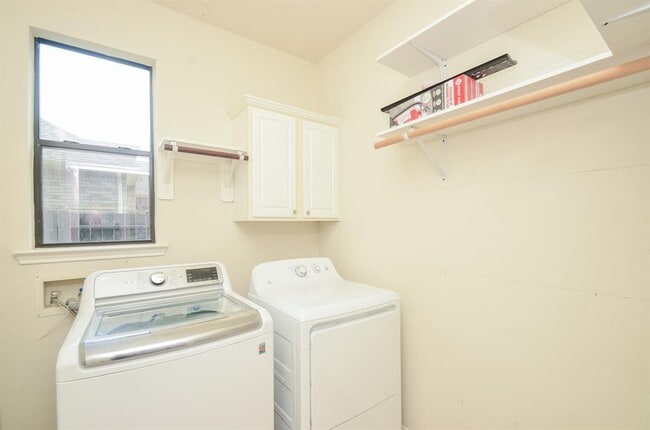 Building Photo - 1202 Ancrum Hill Ln