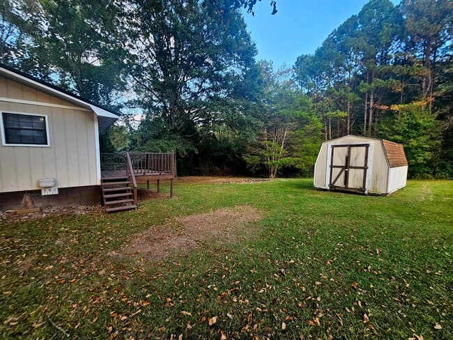 Building Photo - Cute 2 Bedroom 1 Bath Home in Jacksonville
