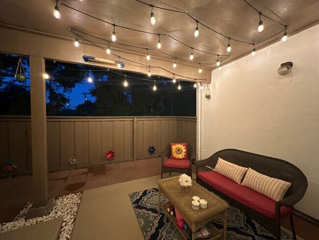 Building Photo - Beautiful Santa Clara Condo  Two Bedrooms ...