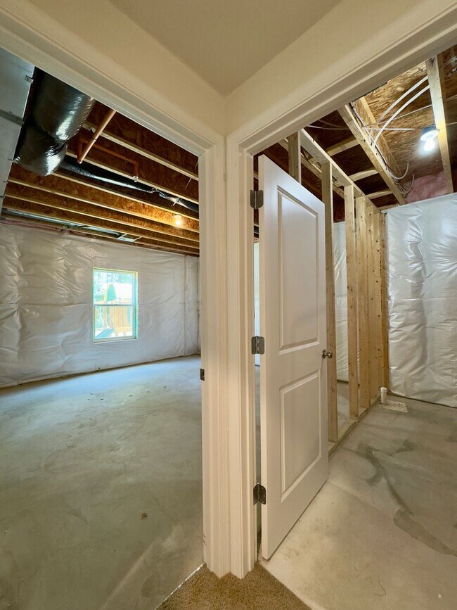 Building Photo - Charming 4 Bedroom/2.5 Bathroom Home in Bel Air, MD!