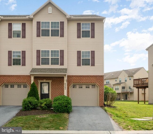 Building Photo - 6383 Creekbend Dr