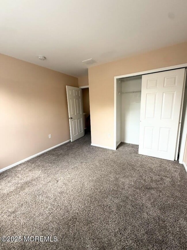 Building Photo - 159 Setter Pl