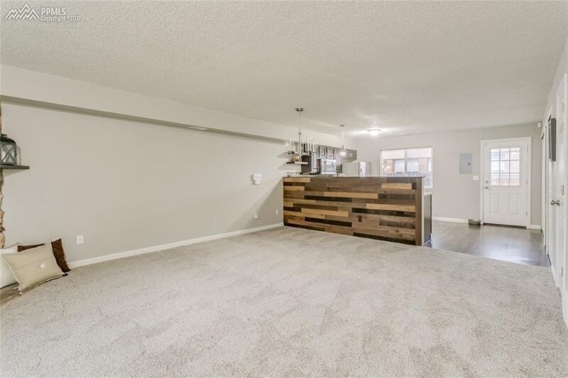 Building Photo - 1834 Lanka Ln