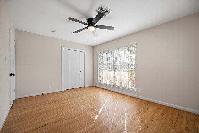 Building Photo - 3613 Crandon St