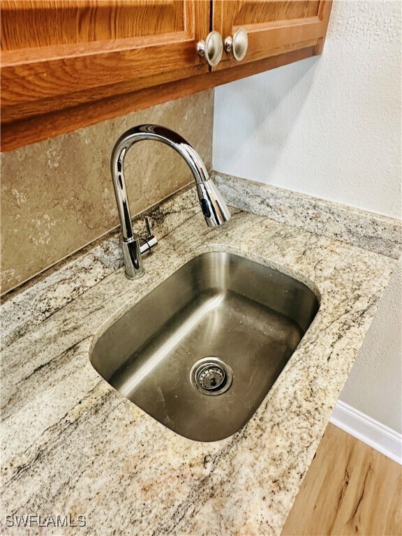 Building Photo - 826 Wiggins Pass Rd