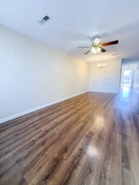 Building Photo - 412 E Pershing Ave