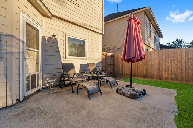 Building Photo - 29639 Turnbury Village Dr