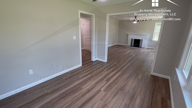 Building Photo - 1502 Forest Ave