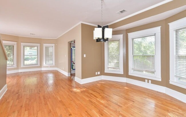 Building Photo - 371 Woodward Ave SE