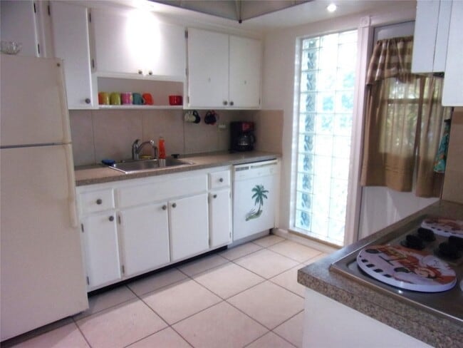 Building Photo - 3204 Colony Club Rd